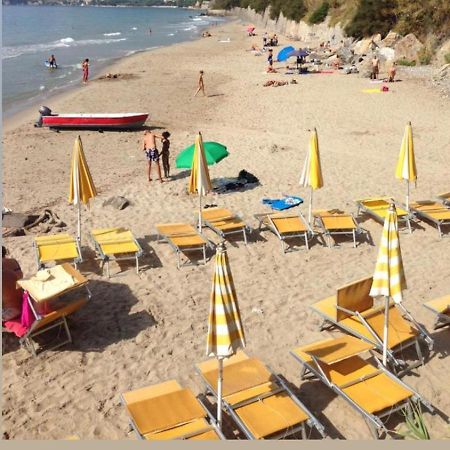 Casa Di Bea Leilighet Ventimiglia Eksteriør bilde