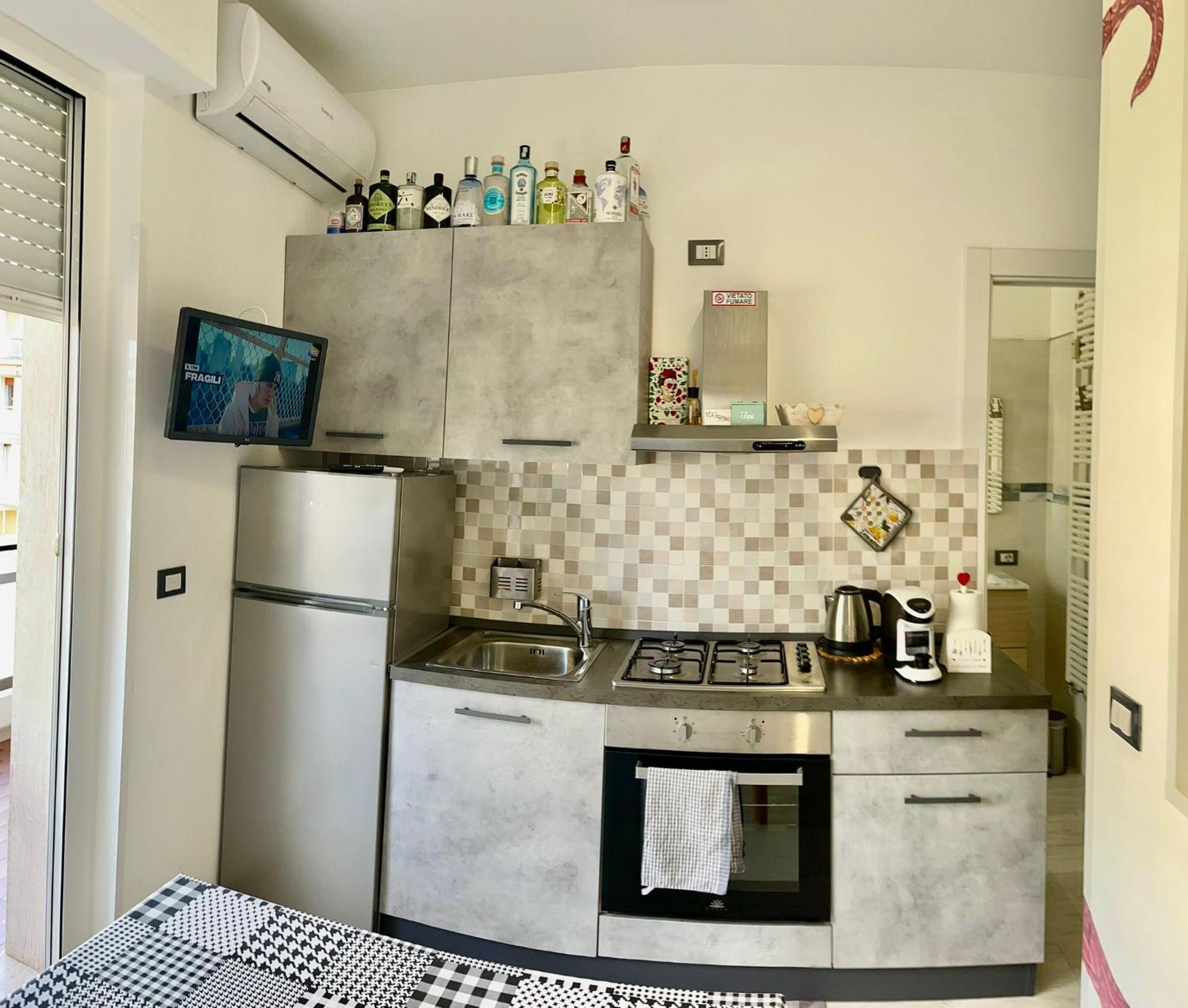 Casa Di Bea Leilighet Ventimiglia Eksteriør bilde